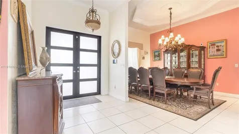 9020 SW 171st Terrace Palmetto Bay FL 33157