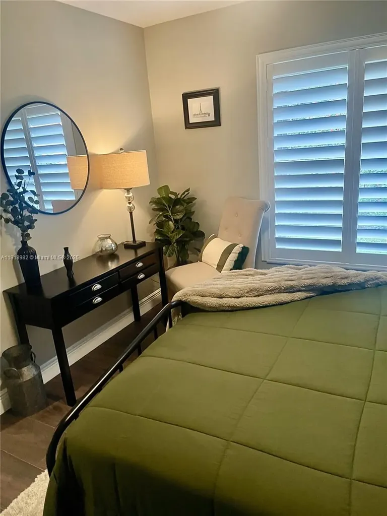 4370 NW 62nd Terrace Coral Springs FL 33067