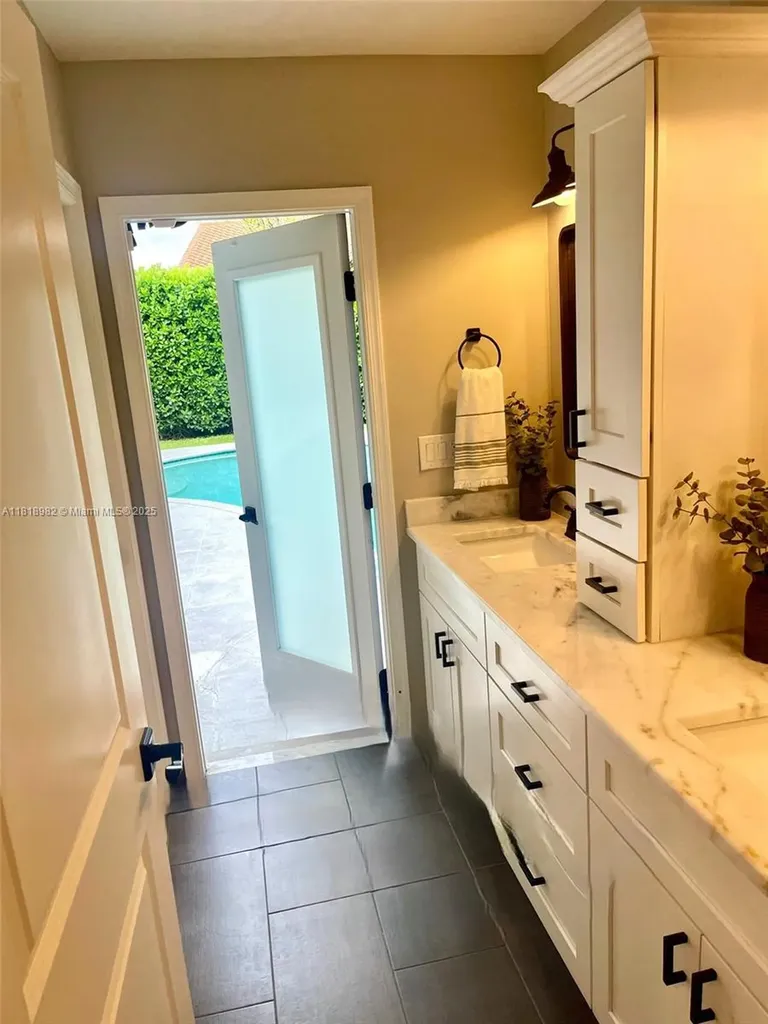 4370 NW 62nd Terrace Coral Springs FL 33067