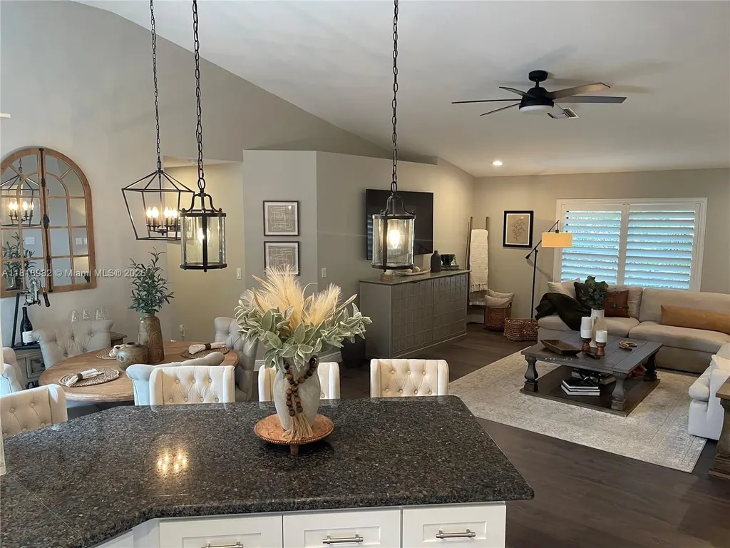 4370 NW 62nd Terrace Coral Springs FL 33067