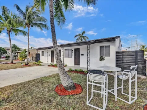 708 N 20th Hollywood FL 33020