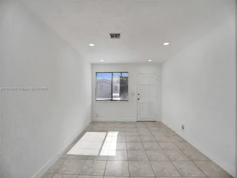 708 N 20th Hollywood FL 33020