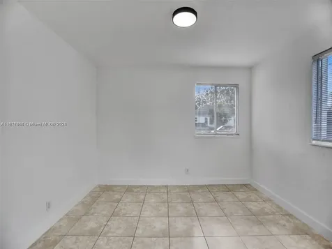 708 N 20th Hollywood FL 33020