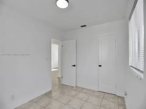 708 N 20th Hollywood FL 33020