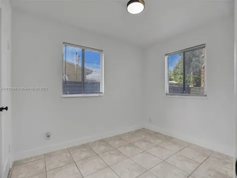 708 N 20th Hollywood FL 33020