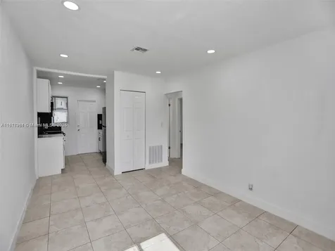 708 N 20th Hollywood FL 33020