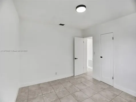 708 N 20th Hollywood FL 33020