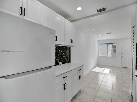 708 N 20th Hollywood FL 33020