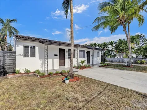 708 N 20th Hollywood FL 33020
