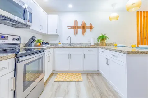 1762 NW 15th Street Miami FL 33125