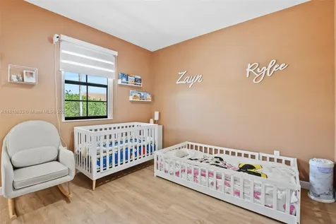 9362 W 33rd Lane Hialeah FL 33018