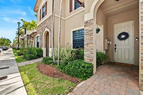 9362 W 33rd Lane Hialeah FL 33018