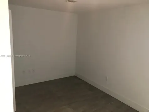 16385 Biscayne Boulevard North Miami Beach FL 33160