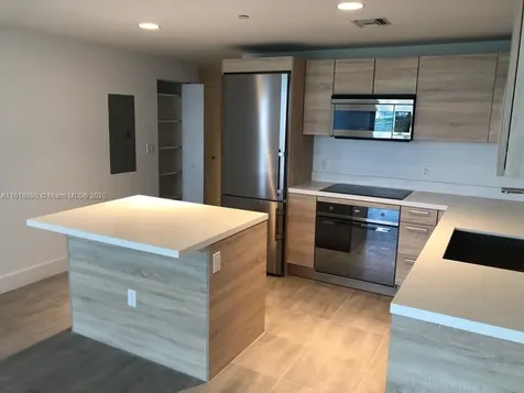 16385 Biscayne Boulevard North Miami Beach FL 33160