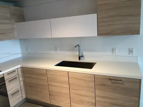 16385 Biscayne Boulevard North Miami Beach FL 33160