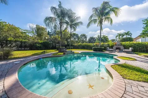 4864 Tropicana Avenue Cooper City FL 33330
