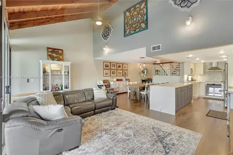1209 SW 131st Place Circle W Miami FL 33184