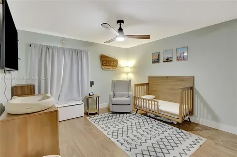 1209 SW 131st Place Circle W Miami FL 33184