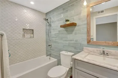 1209 SW 131st Place Circle W Miami FL 33184