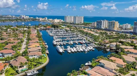 1580 Shoreline Way Hollywood FL 33019