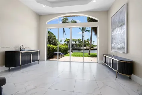 1580 Shoreline Way Hollywood FL 33019