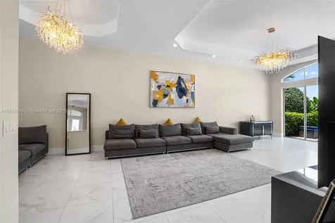 1580 Shoreline Way Hollywood FL 33019