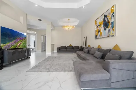 1580 Shoreline Way Hollywood FL 33019