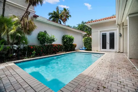 1580 Shoreline Way Hollywood FL 33019