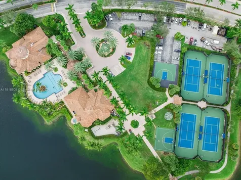 1580 Shoreline Way Hollywood FL 33019