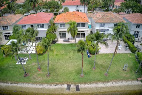1580 Shoreline Way Hollywood FL 33019