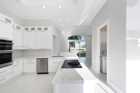 1580 Shoreline Way Hollywood FL 33019