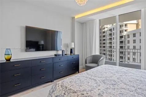 801 Brickell Key Boulevard Miami FL 33131