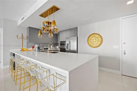 801 Brickell Key Boulevard Miami FL 33131