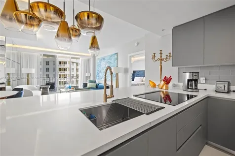 801 Brickell Key Boulevard Miami FL 33131