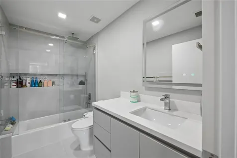 801 Brickell Key Boulevard Miami FL 33131