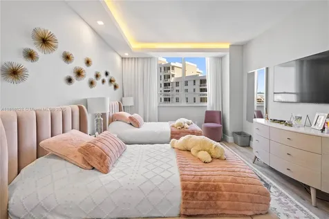 801 Brickell Key Boulevard Miami FL 33131