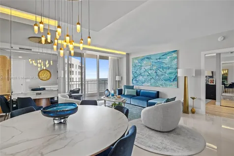 801 Brickell Key Boulevard Miami FL 33131