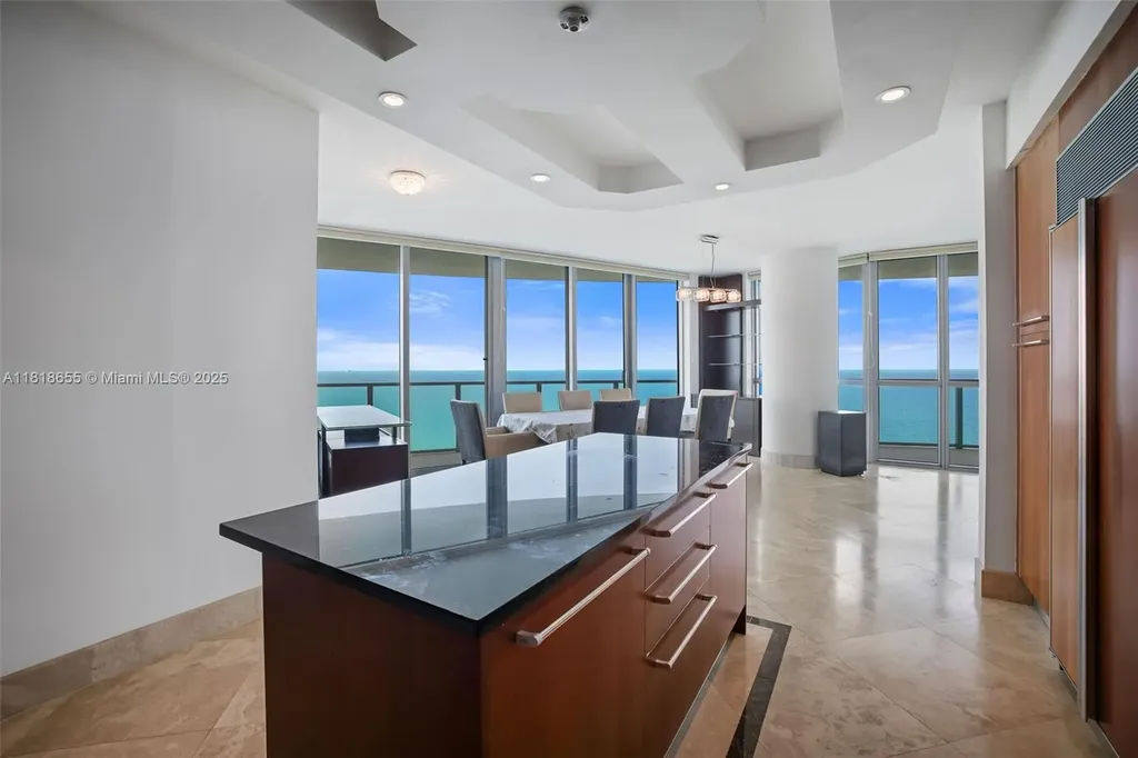 3101 S Ocean Drive Hollywood FL 33019