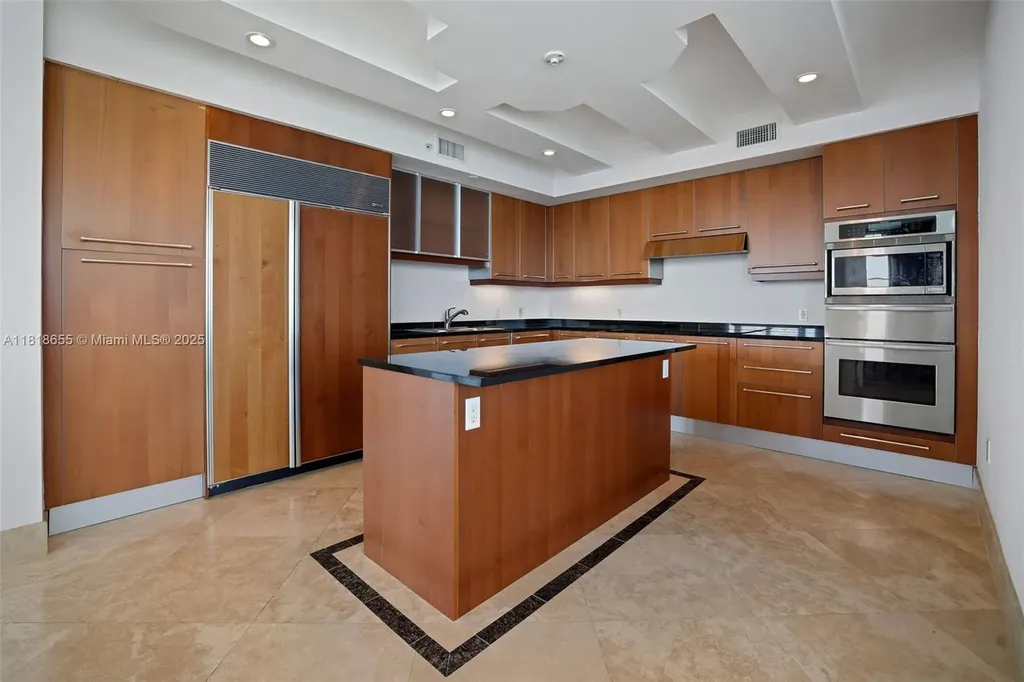 3101 S Ocean Drive Hollywood FL 33019