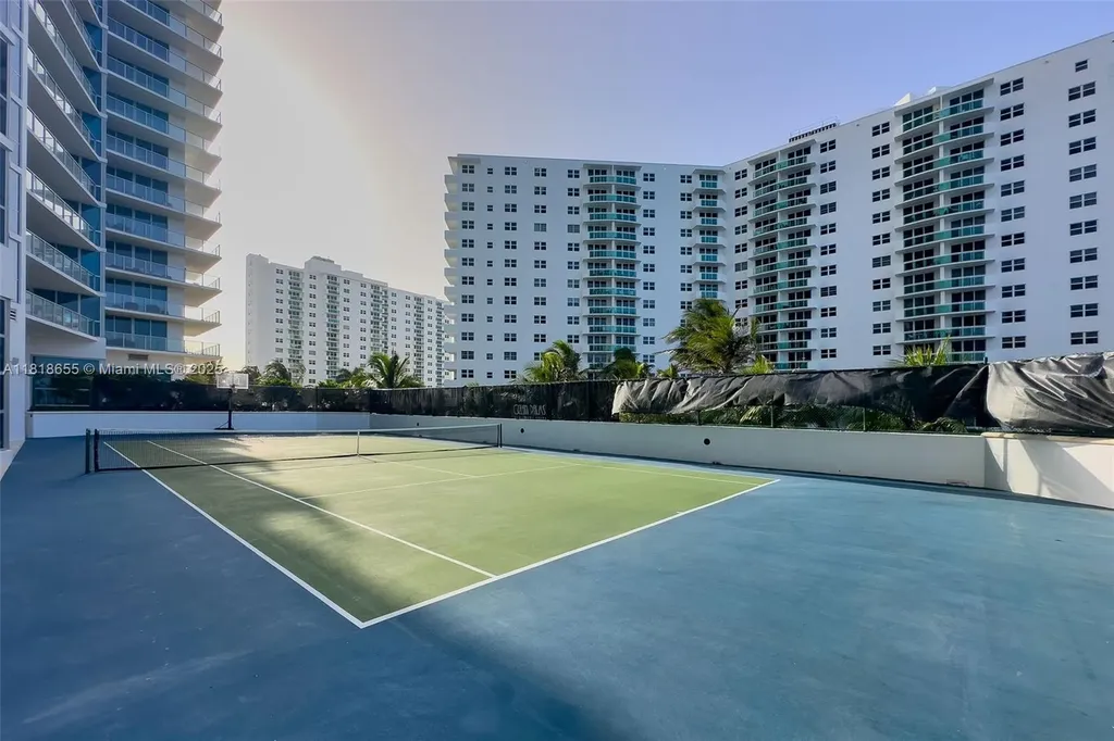 3101 S Ocean Drive Hollywood FL 33019