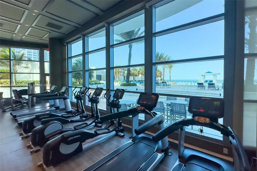 3101 S Ocean Drive Hollywood FL 33019