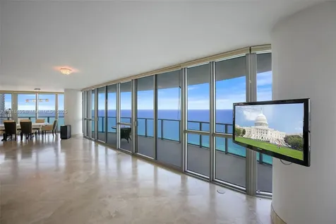 3101 S Ocean Drive Hollywood FL 33019