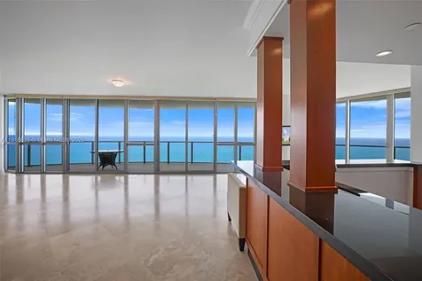3101 S Ocean Drive Hollywood FL 33019
