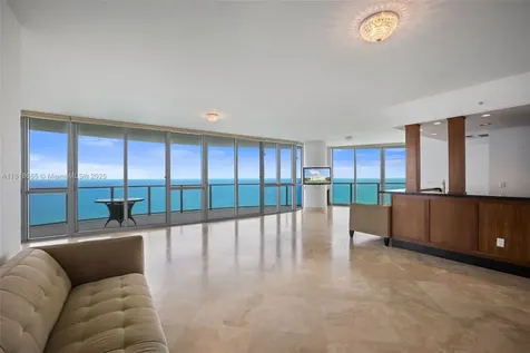 3101 S Ocean Drive Hollywood FL 33019