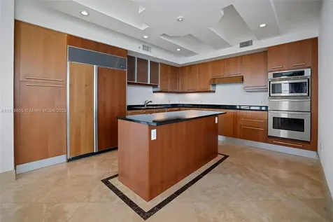 3101 S Ocean Drive Hollywood FL 33019