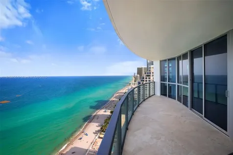 3101 S Ocean Drive Hollywood FL 33019