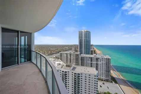 3101 S Ocean Drive Hollywood FL 33019