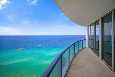 3101 S Ocean Drive Hollywood FL 33019