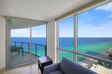 3101 S Ocean Drive Hollywood FL 33019