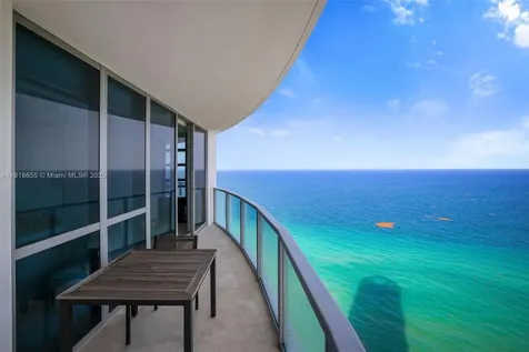 3101 S Ocean Drive Hollywood FL 33019
